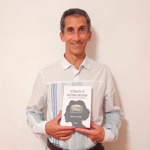 Rubén Sierra Fernández presenta ‘Actualiza tu historia interior, transformación y empoderamiento’