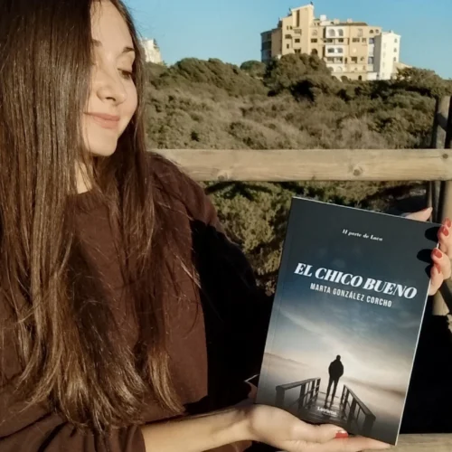 Marta González Corcho consolida su universo narrativo con una mirada distinta en «El chico bueno»