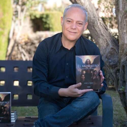 José A. Varó consolida su debut literario con una épica de vocación universal