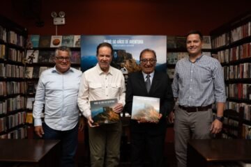 Alfredo Ferreyros presenta “Perú: 50 años de aventura” por aniversario de Explorandes