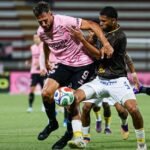 Sport Boys y Juan Pablo II empataron 1-1 en un partido picante y con expulsados