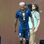 Brasil pierde a Wesley para el Mundial 2026 por una lesión muscular
