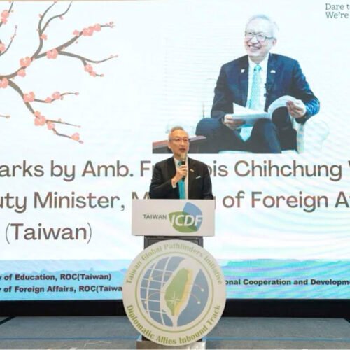 Jóvenes de aliados diplomáticos concluyen formación especializada en Taiwán