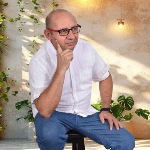 JORGE ALBERTO GUARIN TORRES REVELA EL DRAMA DEL CONFLICTO EN SU NOVELA ‘LA MALDICIÓN DE UNA GUERRA’