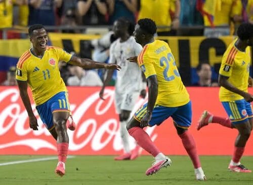 Colombia venció a Ghana 1-0 con gol de Arias y accedió a octavos de final