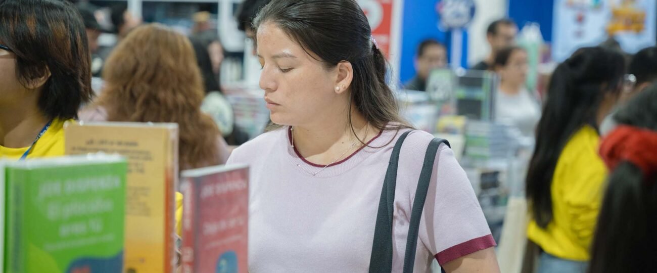 “La Noche de los Libros” en la FIL Lima 2026: librerías y editoriales ofrecerán promociones especiales solo este 28 de julio