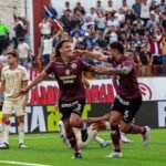 Universitario remontó un 0-2 para vencer a UTC 4-2 en Cajamarca y seguir líder del Clausura