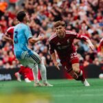 Liverpool salvó en el final empate de local ante Nottingham Forest 2-2 en la Premier