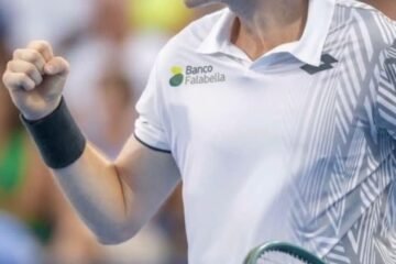Ignacio Buse clasificó a semifinales del ATP 250 Winston-Salem al ganarle a argentino Cerúndolo 2-1
