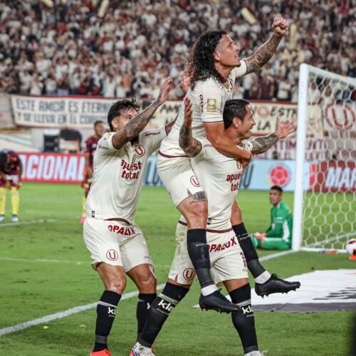 Universitario alcanzó en la punta del Clausura a Garcilaso tras golear a Los Chankas por 3-0