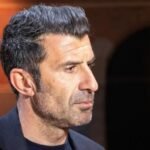Luis Figo pidió la dimisión de Infantino: «Es el comportamiento más bajo y cobarde que he visto»