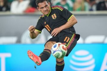 Selección Peruana igualó con México 1-1 en Nueva Jersey con gol de Jairo Vélez