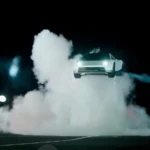 Elon Musk desafía la física: nuevo Tesla Roadster acelera a casi 100 km/h en 0,81 segundos y puede volar